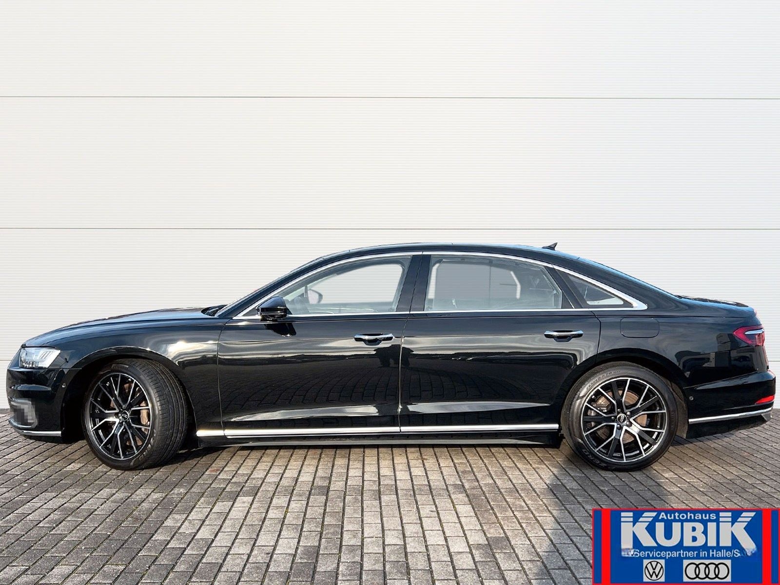 Audi A8 L 60 TFSI e quattro tiptronic - UPE 150.000,- foto 3
