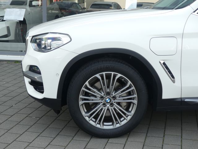BMW X3 xDrive30 e Luxury Line PANO°el.Sportsitze+M. foto 4