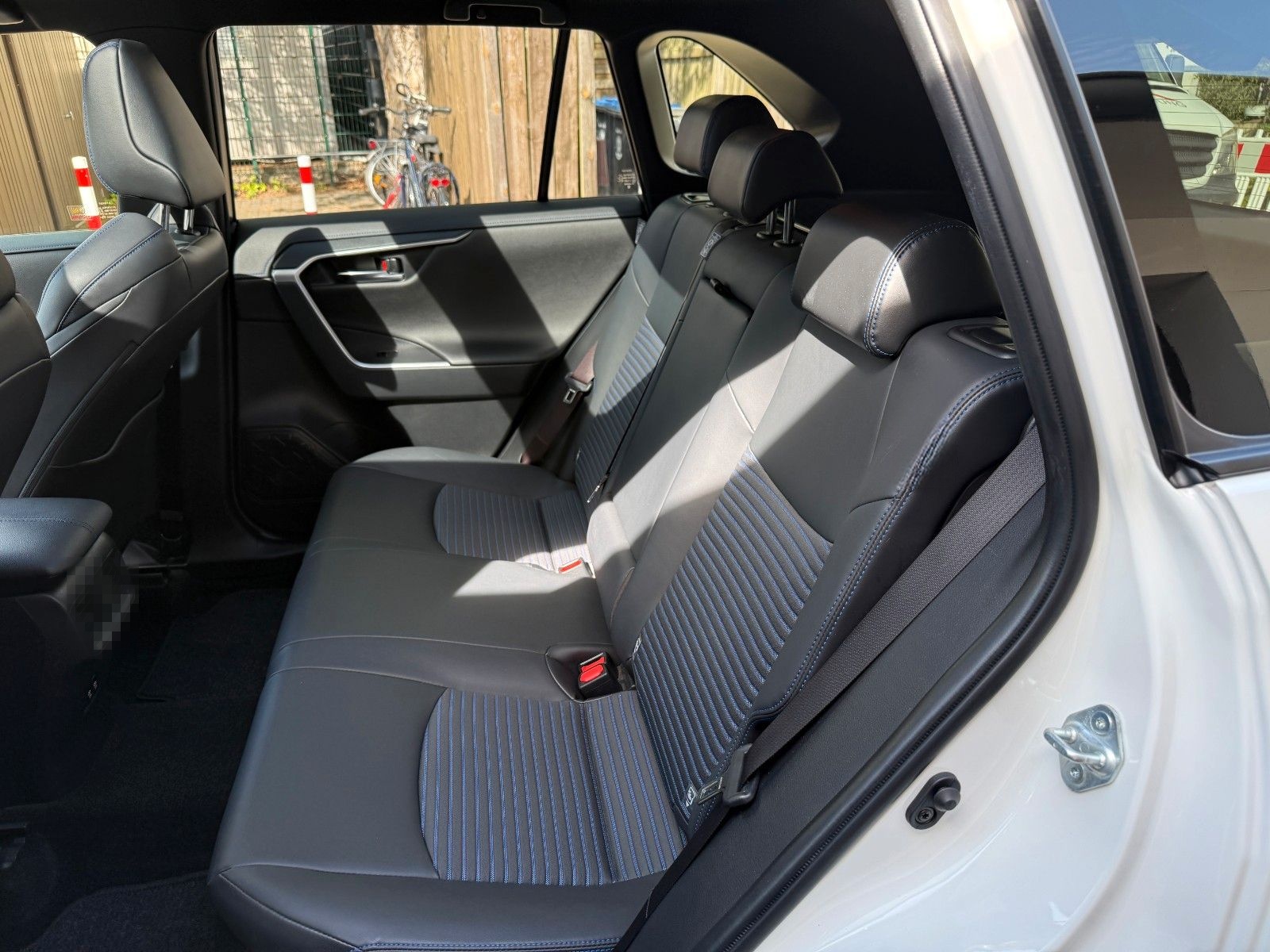 Toyota RAV4 Hybrid 4x4 Style/Pano/Leder/360/JBL/ACC/AHK foto 7