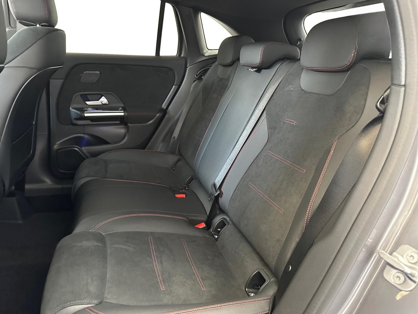 Mercedes-Benz GLA 180 +AMG+360°KAM+AHK+DISTRONIC+WINTERPAKET+ foto 13