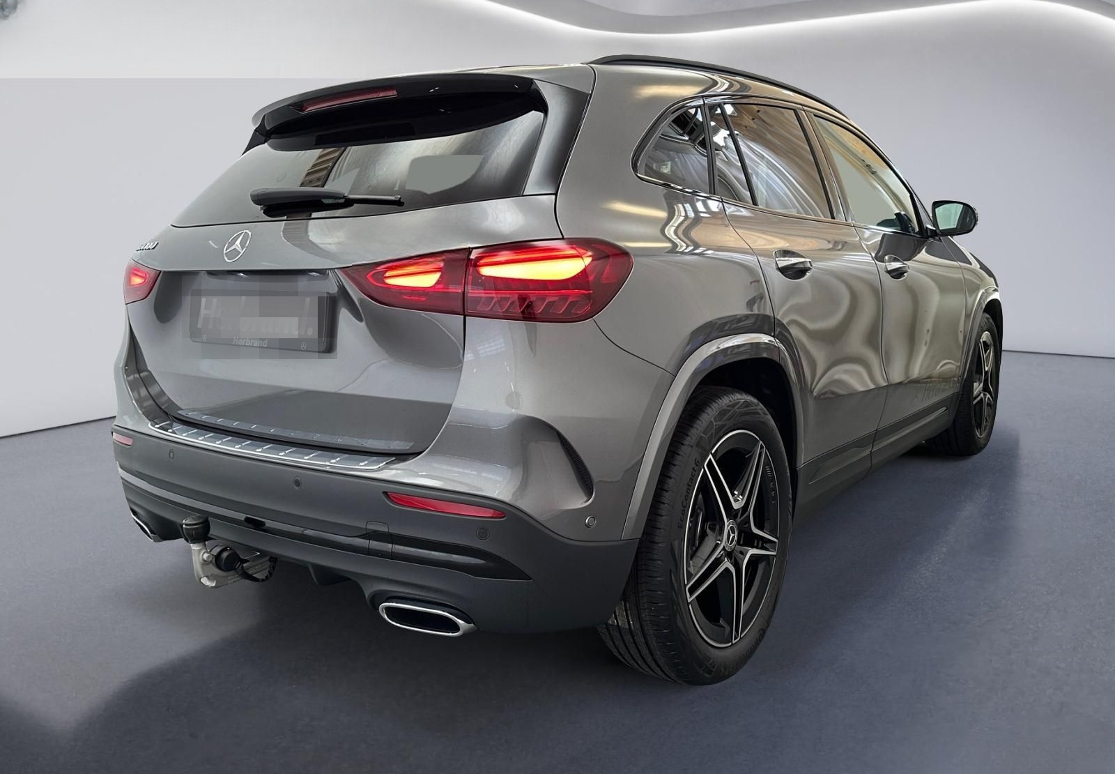 Mercedes-Benz GLA 180 +AMG+360°KAM+AHK+DISTRONIC+WINTERPAKET+ foto 3