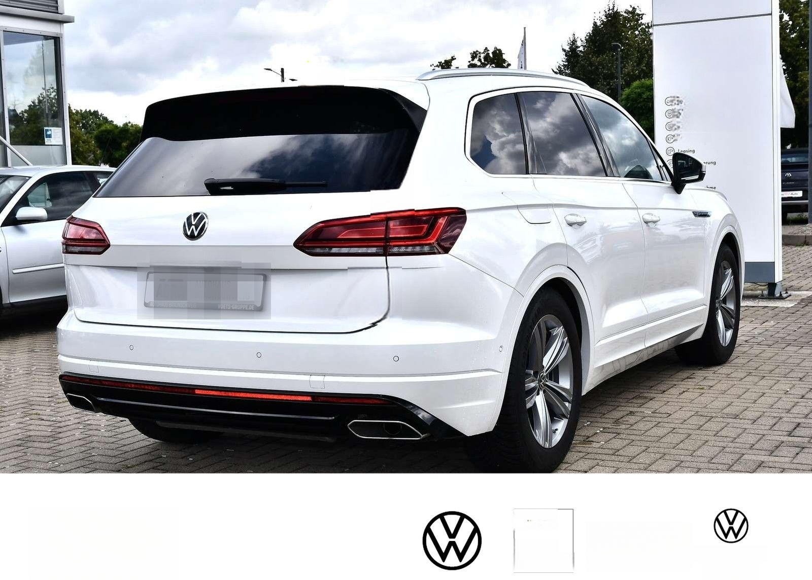 Volkswagen Touareg 3.0 TDI R-line 4Motion LED+AHK+NAV+ACC+C foto 4