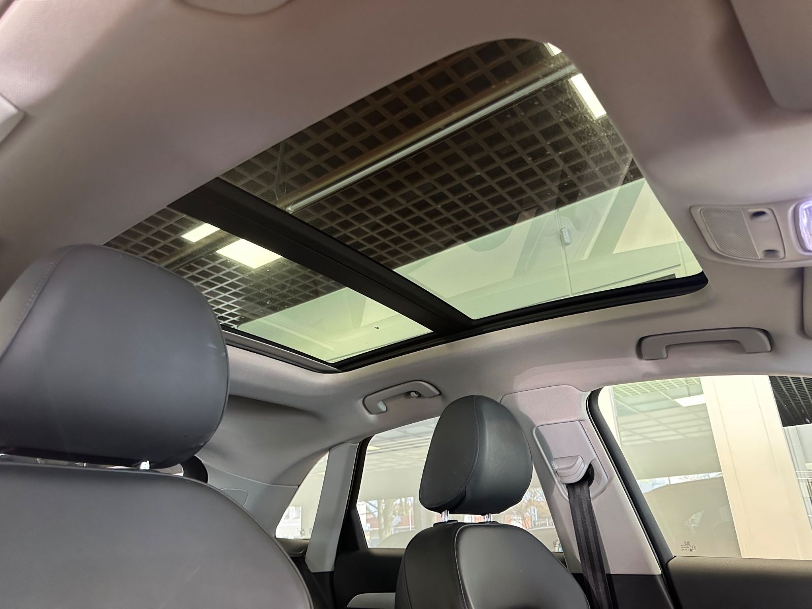 Audi Q3 sport quattro, Pano., Kamera, Navi., 20 Zoll foto 20