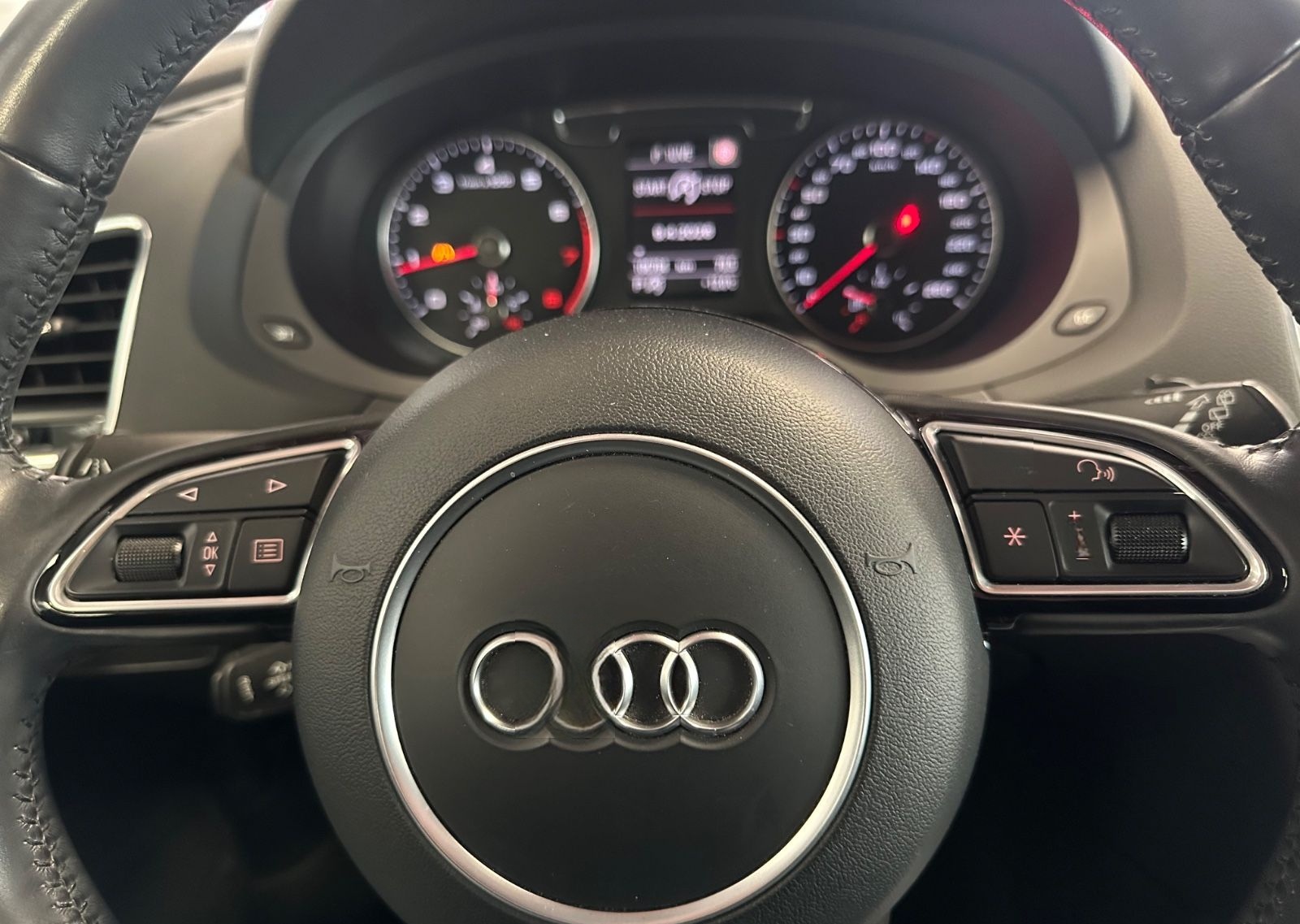 Audi Q3 sport quattro, Pano., Kamera, Navi., 20 Zoll foto 8