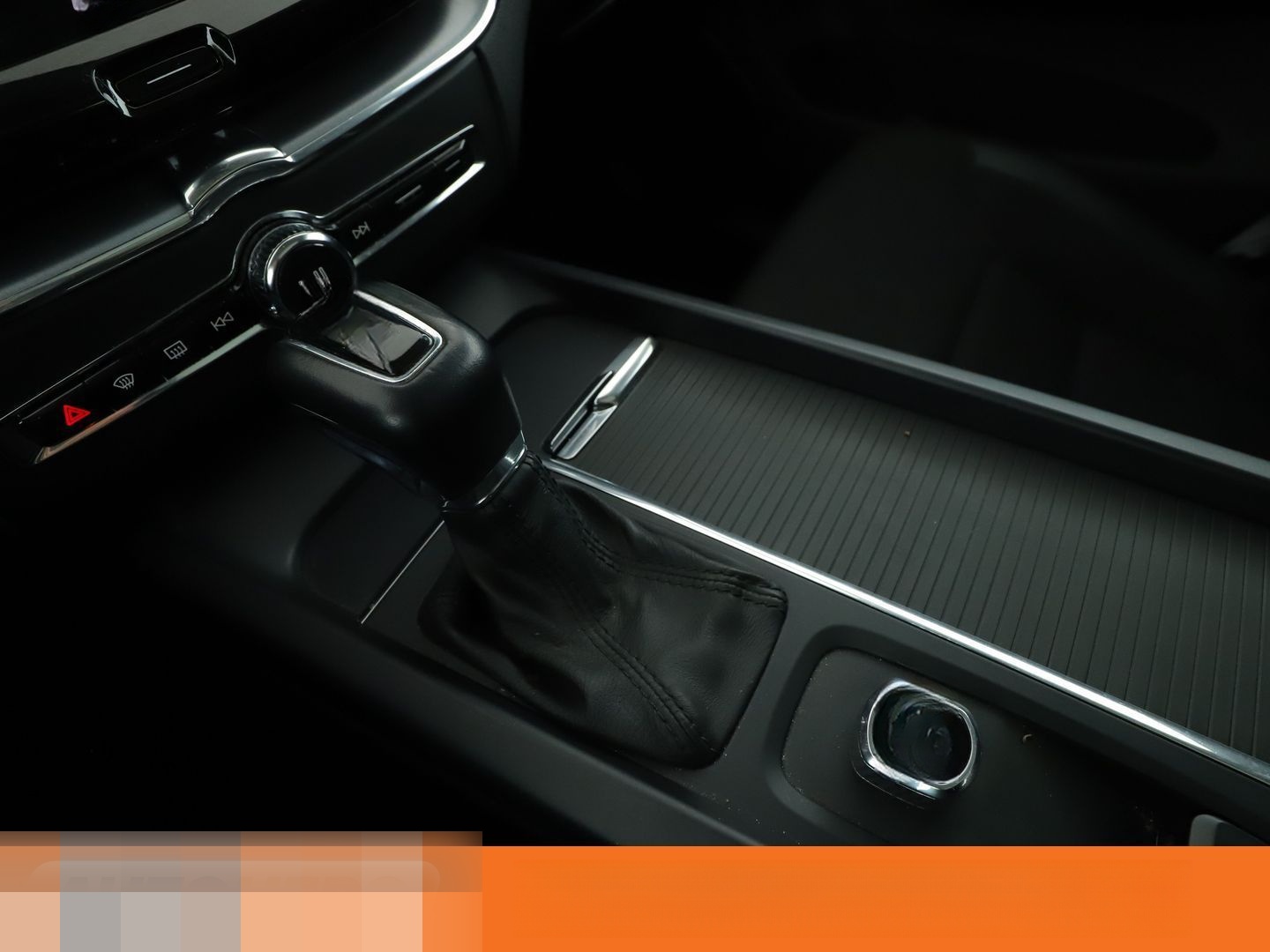 Volvo 2.0 D4 Momentum 2WD Aut.*NAV*LED*TEMP*PDC*SHZ* foto 24