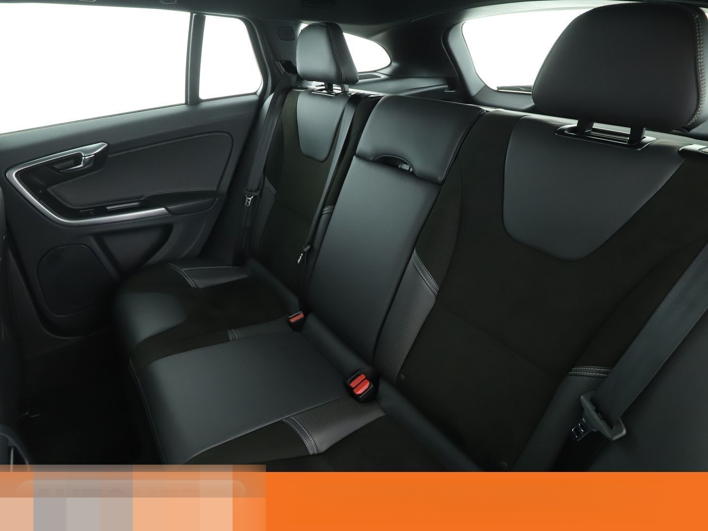 Volvo V60 2.0 T4 R-Design Aut.*TEMP*PDC*SHZ*ALU*KLIMA* foto 14