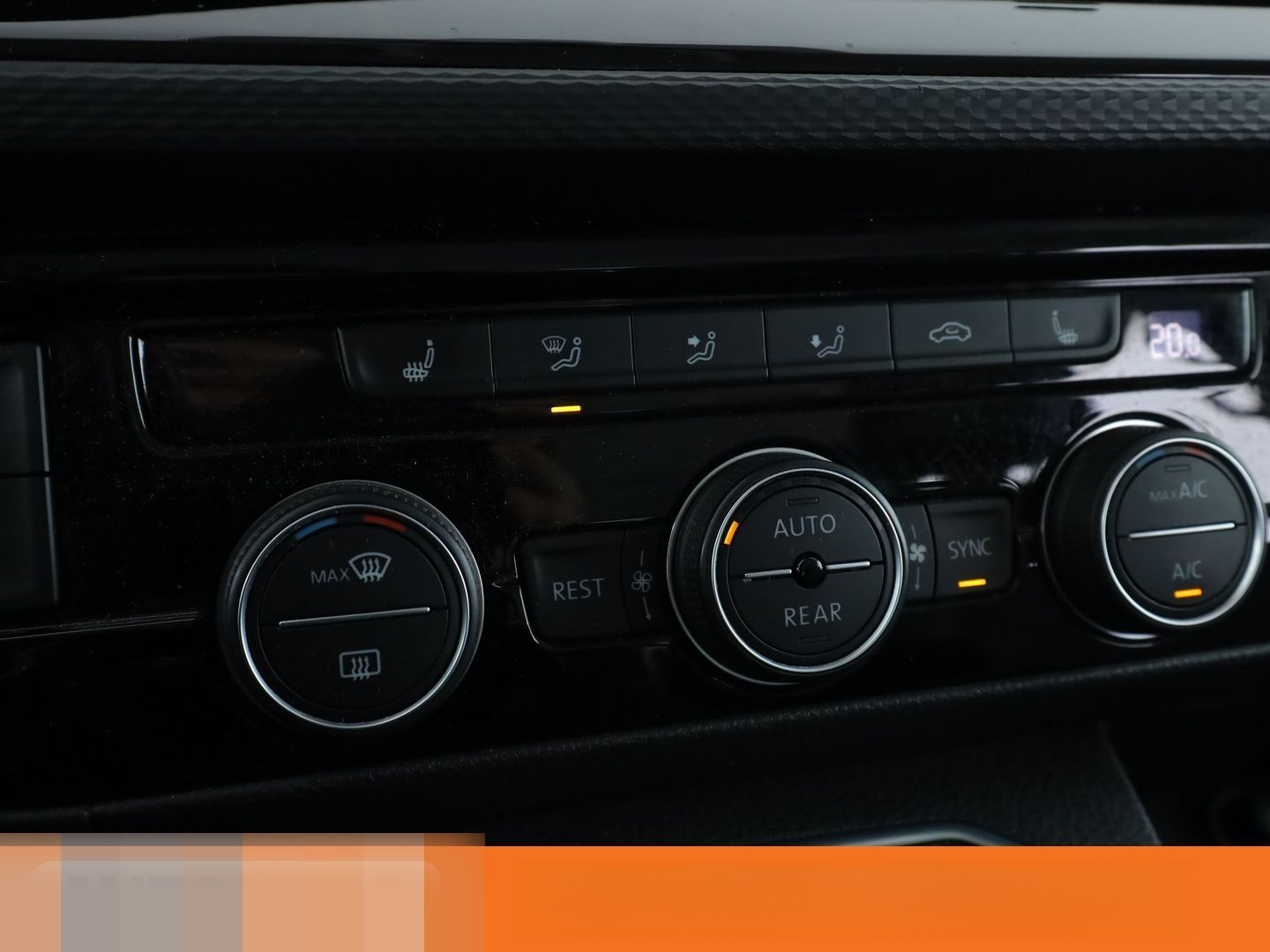 Volkswagen T6 Multivan 2.0 TDI Generation Six FWD Aut.*NAVI foto 24