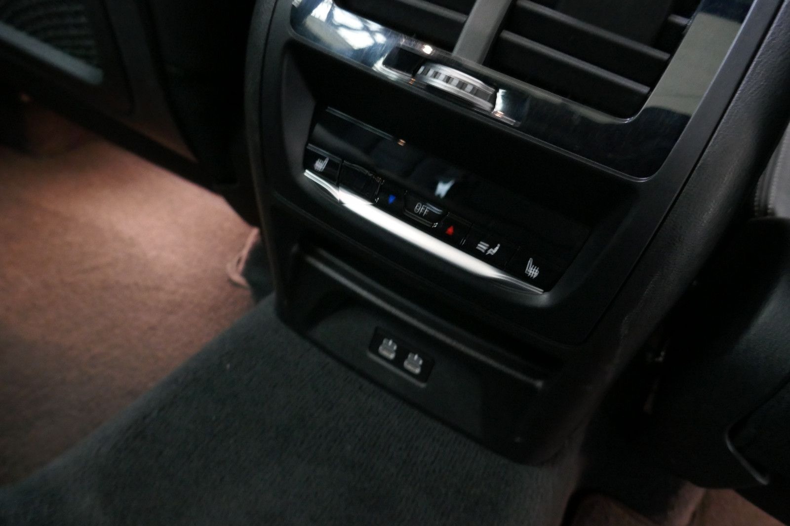 BMW X3 xDrive 20i M Sport *PANO*AHK*3 ZONEN KLIMAAU foto 19