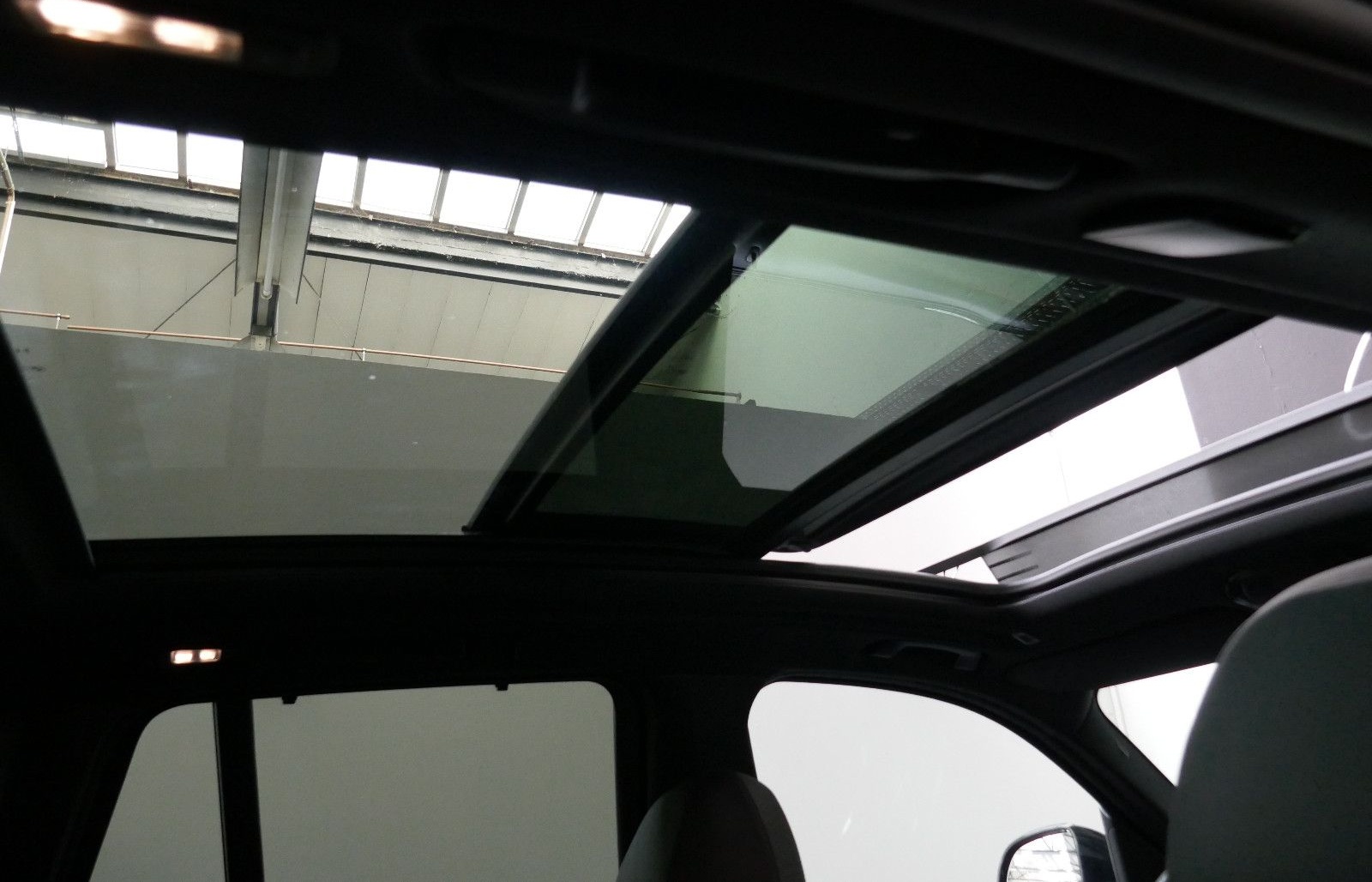 BMW X3 xDrive 20i M Sport *PANO*AHK*3 ZONEN KLIMAAU foto 22