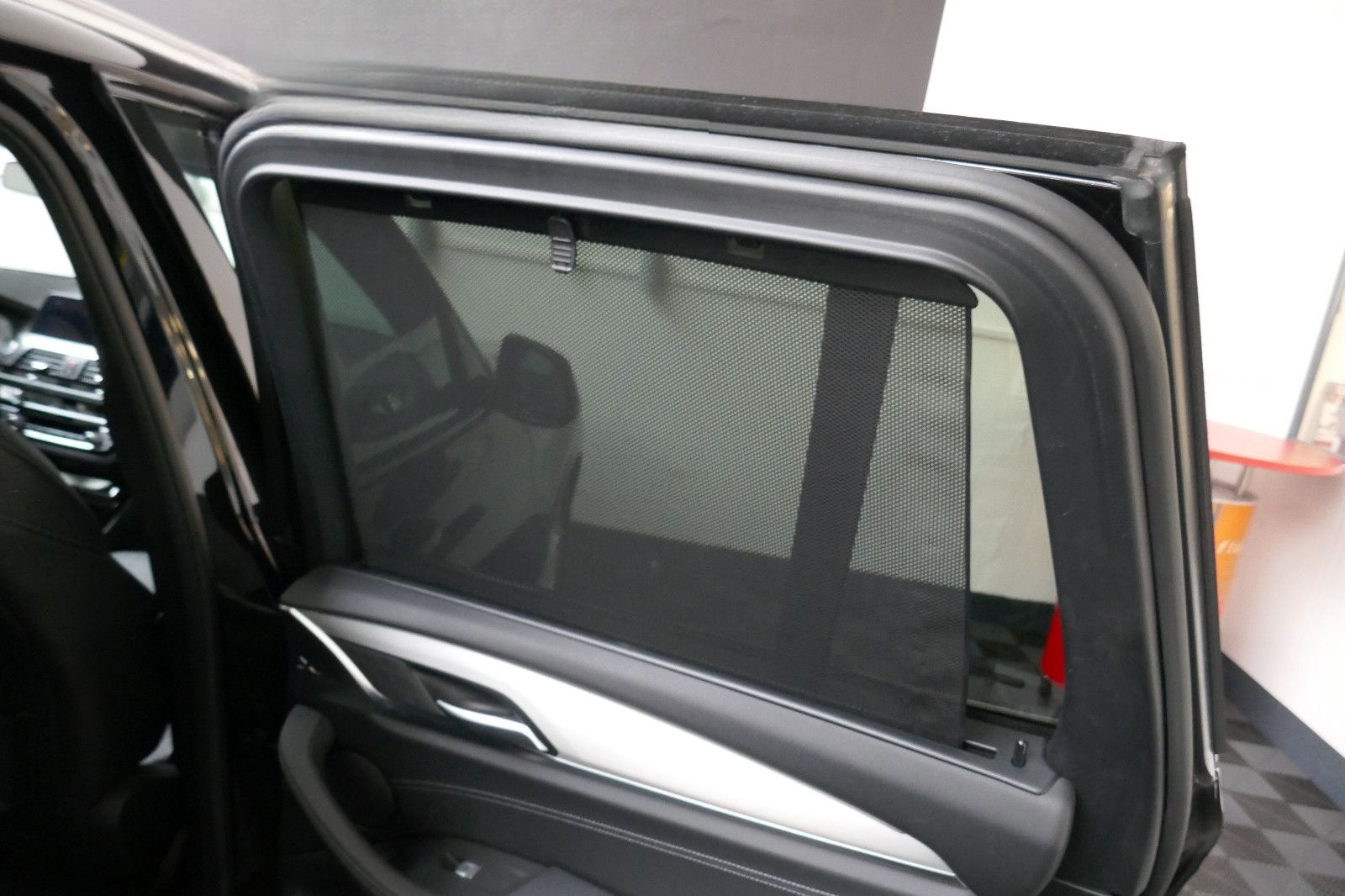 BMW X3 xDrive 20i M Sport *PANO*AHK*3 ZONEN KLIMAAU foto 8