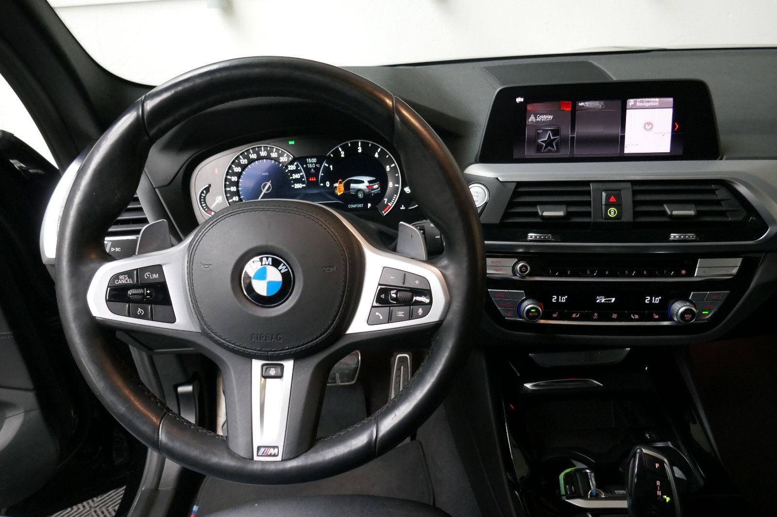 BMW X3 xDrive 20i M Sport *PANO*AHK*3 ZONEN KLIMAAU foto 9