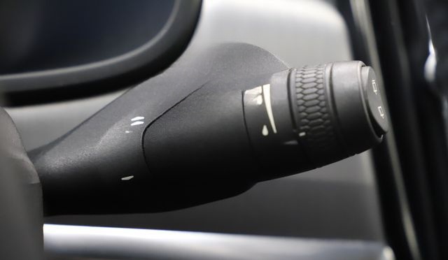 Volvo V90 2.0 D4 190PS Kombi Momentum AHK ACC foto 24