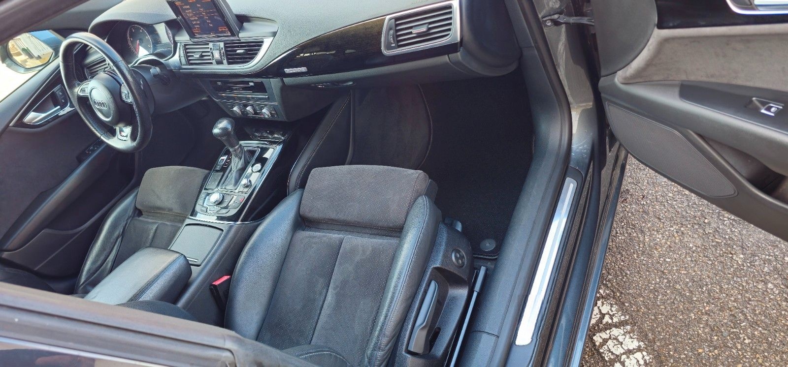 Audi A7 Sportback 3.0 TDI quattro sport selection foto 24