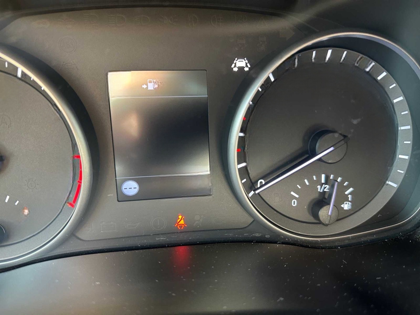 Hyundai i30 YES! Plus LED+Navi+SHZ+Kamera+Tempomat+LMR+ foto 15