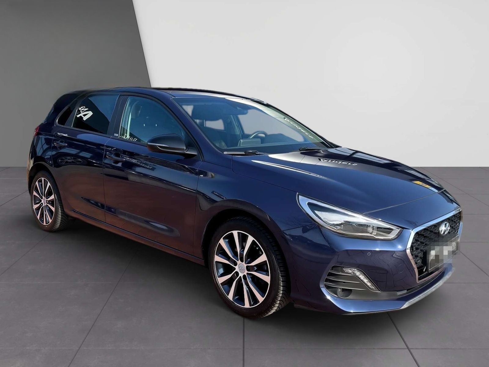 Hyundai i30 YES! Plus LED+Navi+SHZ+Kamera+Tempomat+LMR+ foto 6