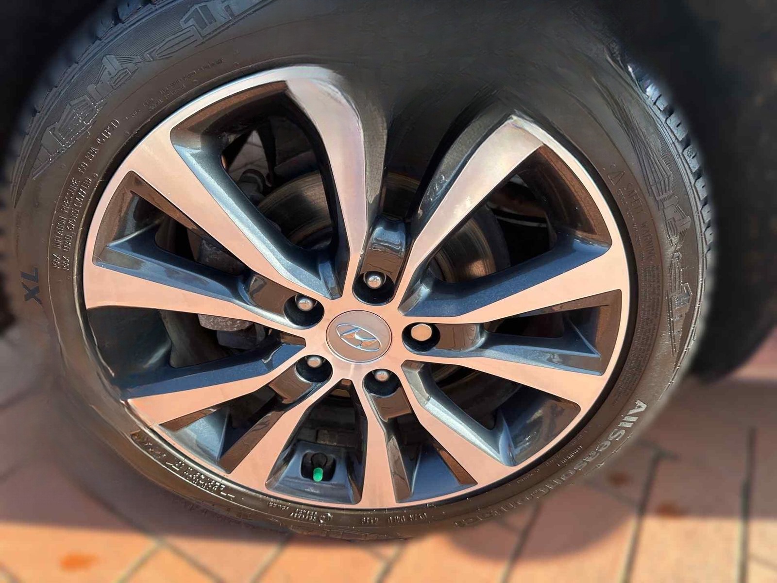 Hyundai i30 YES! Plus LED+Navi+SHZ+Kamera+Tempomat+LMR+ foto 7