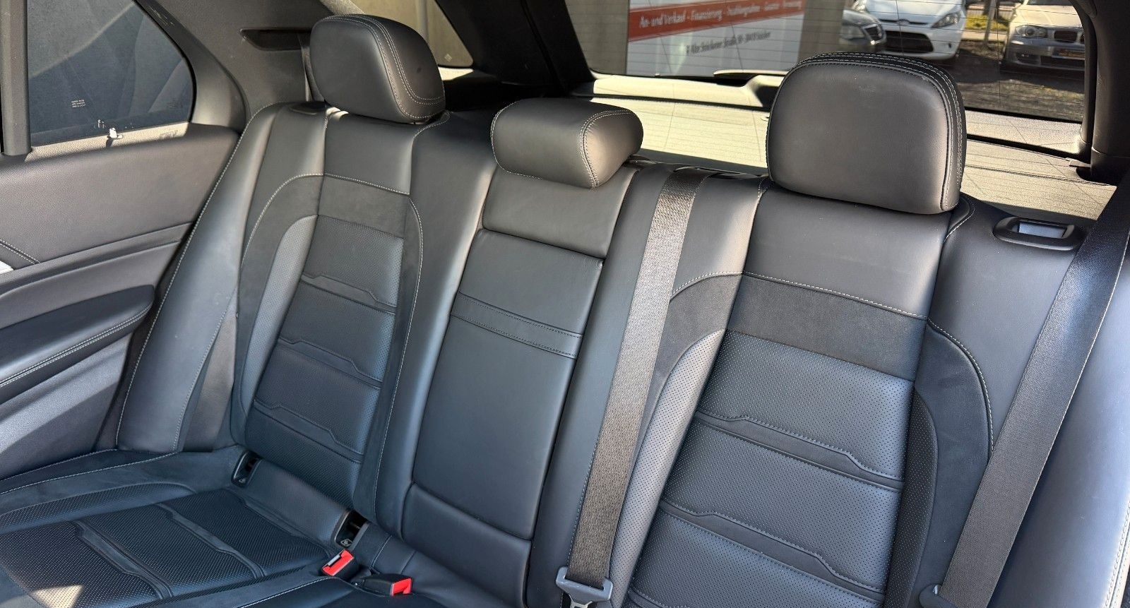 Mercedes-Benz GLE 63 AMG 4Matic+ PANO/360°/JUNGE ST. Garantie foto 15