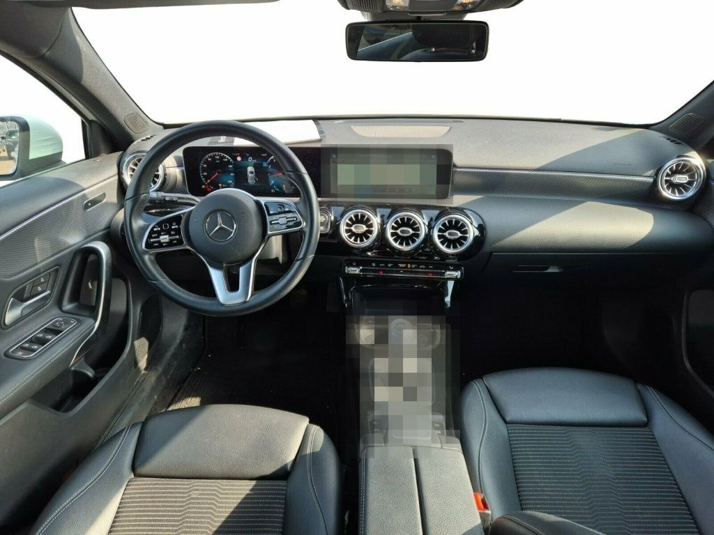 Mercedes-Benz A 180 KOMPAKTLIMOU Kam. KlimaA LED LM Navi PDC foto 14