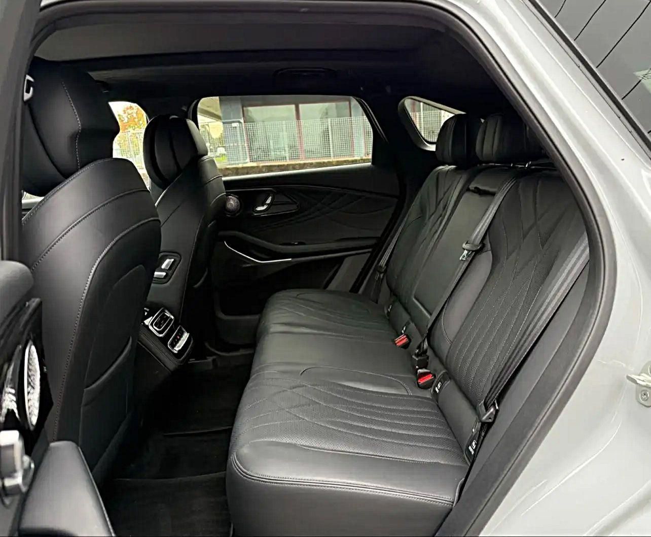 OMODA Omoda 9 Superhybrid 1.5l,ACC,360°,Pano,Head-Up foto 13