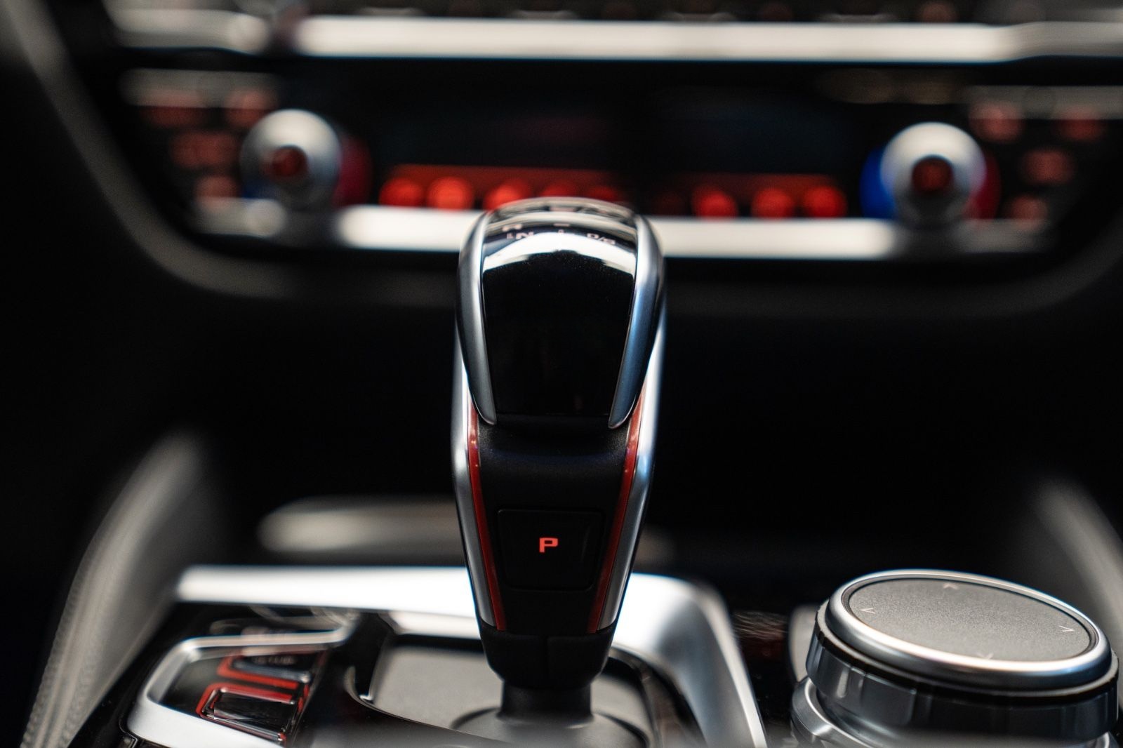 BMW M5 LCI / xDrive / B&W / Carbon / HeadUP / M Sitz foto 15