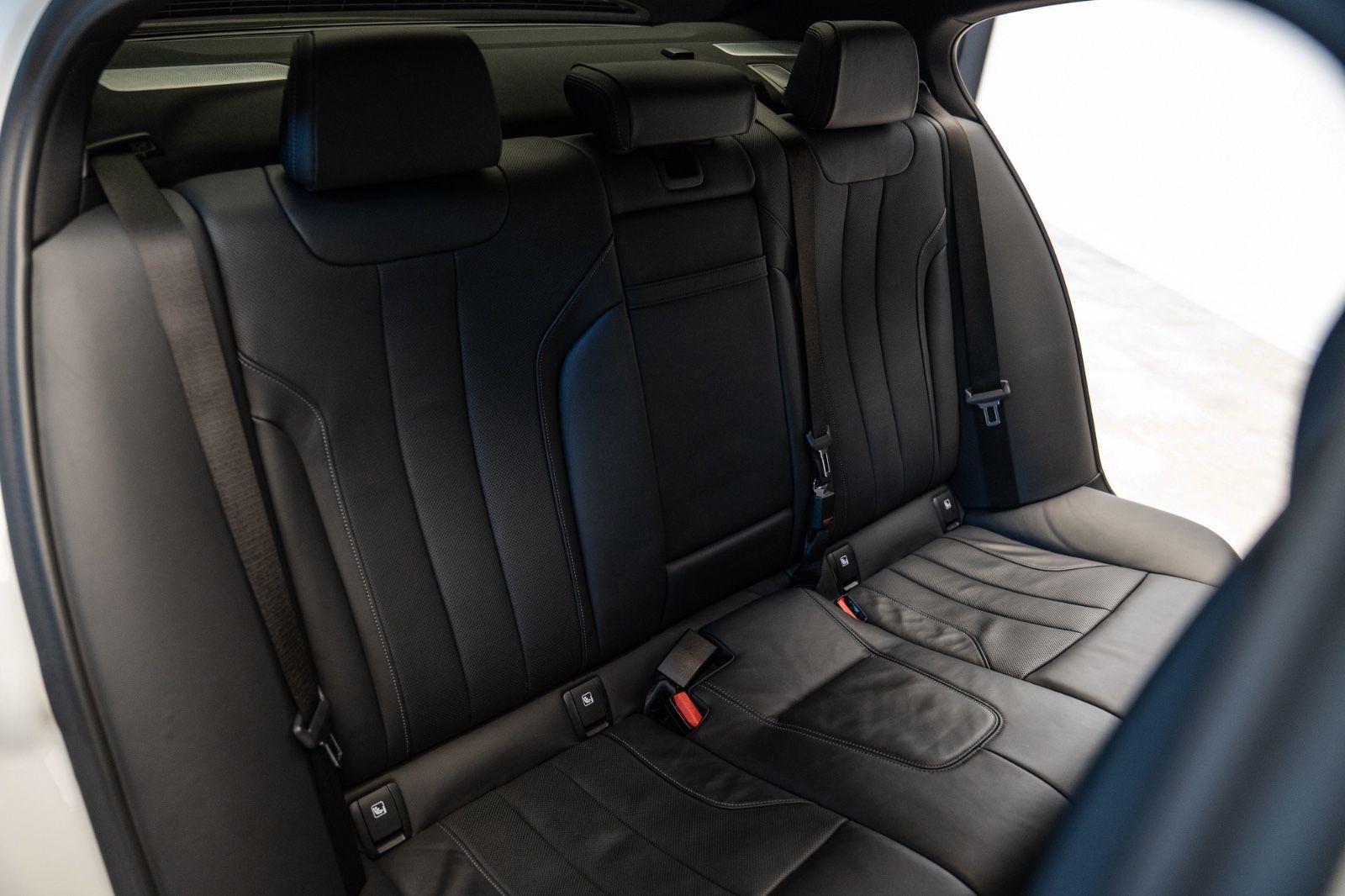 BMW M5 LCI / xDrive / B&W / Carbon / HeadUP / M Sitz foto 16