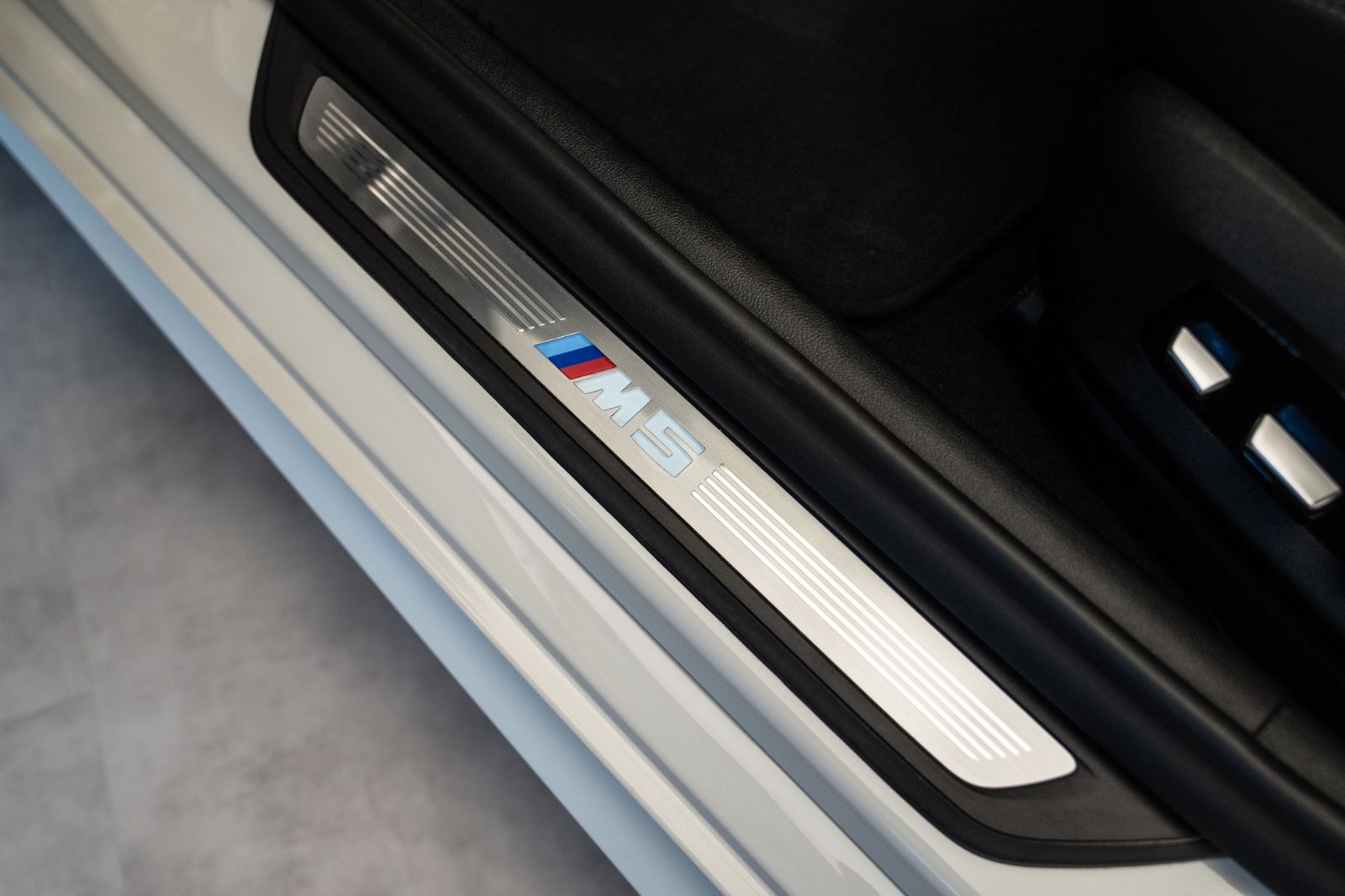 BMW M5 LCI / xDrive / B&W / Carbon / HeadUP / M Sitz foto 17