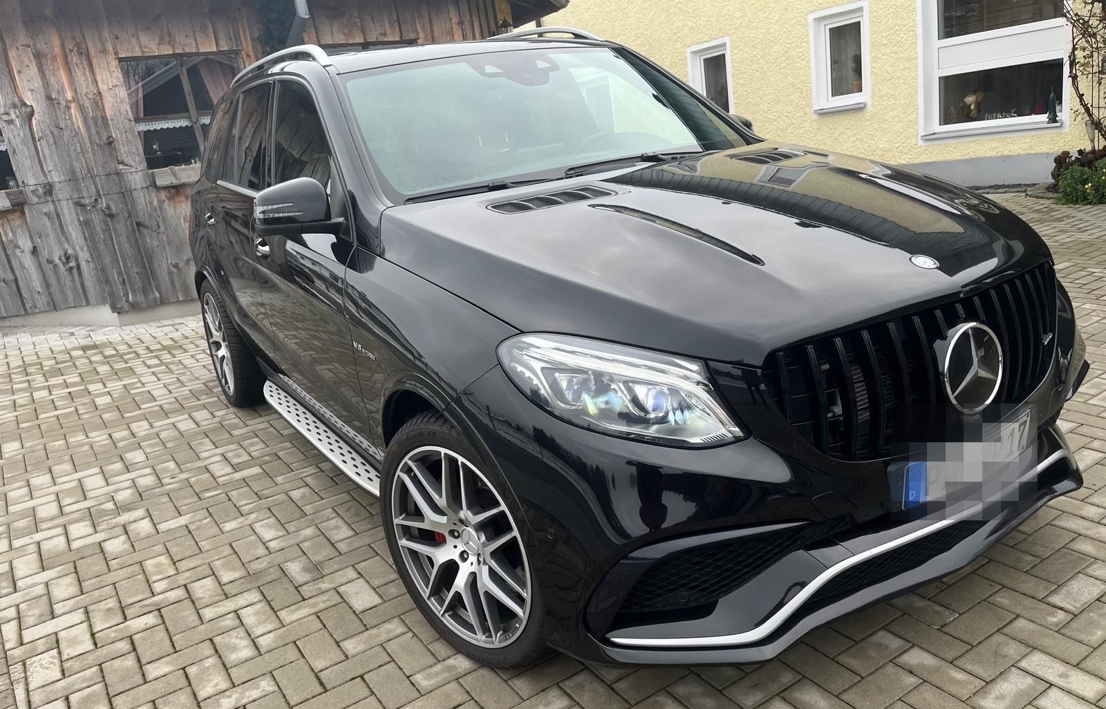 Mercedes-Benz GLE 63 AMG 4Matic foto 3