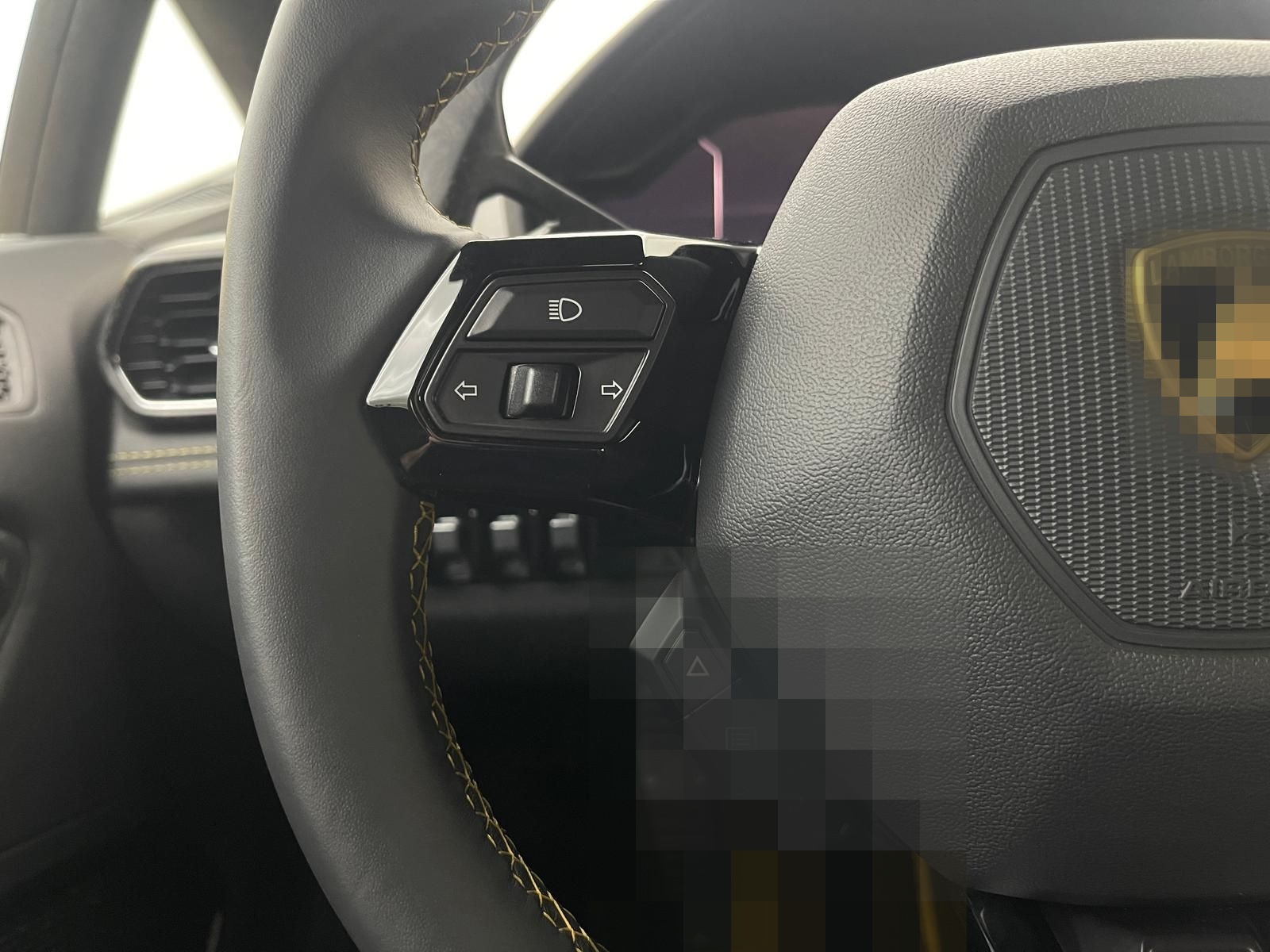 Lamborghini EVO AWD MY22 LIFT KAM CARBON SENSONUM foto 19
