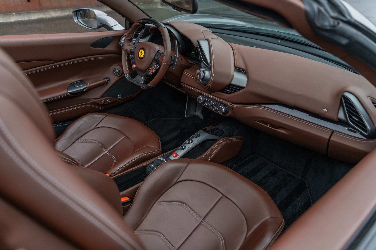 Ferrari 488 Spider HELE *SERVICE NEW*WARRANTY*ELEC.SEAT* foto 22