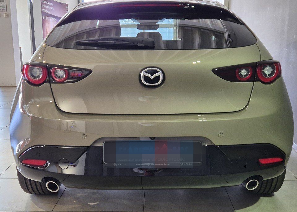 Mazda 3 2.5L e-SKYACTIV G 140ps foto 4