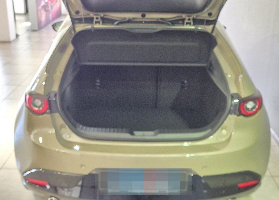 Mazda 3 2.5L e-SKYACTIV G 140ps foto 5
