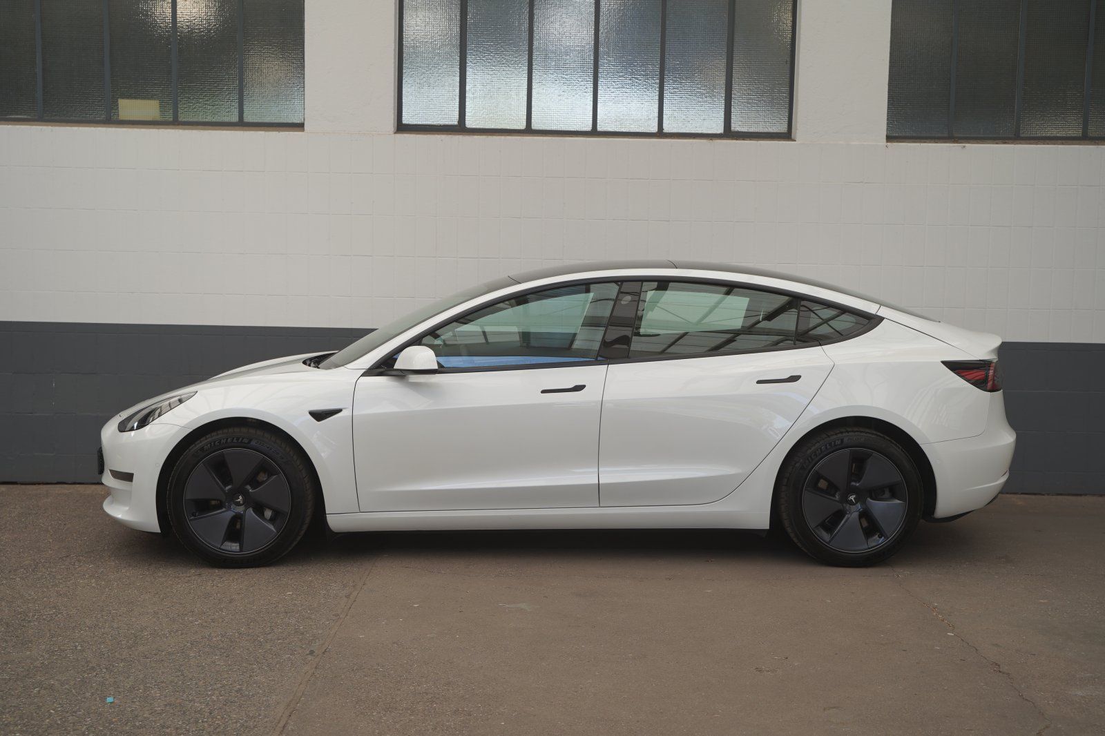 Tesla Model 3 Long Range AWD  *Mwst. ausweisbar* foto 4