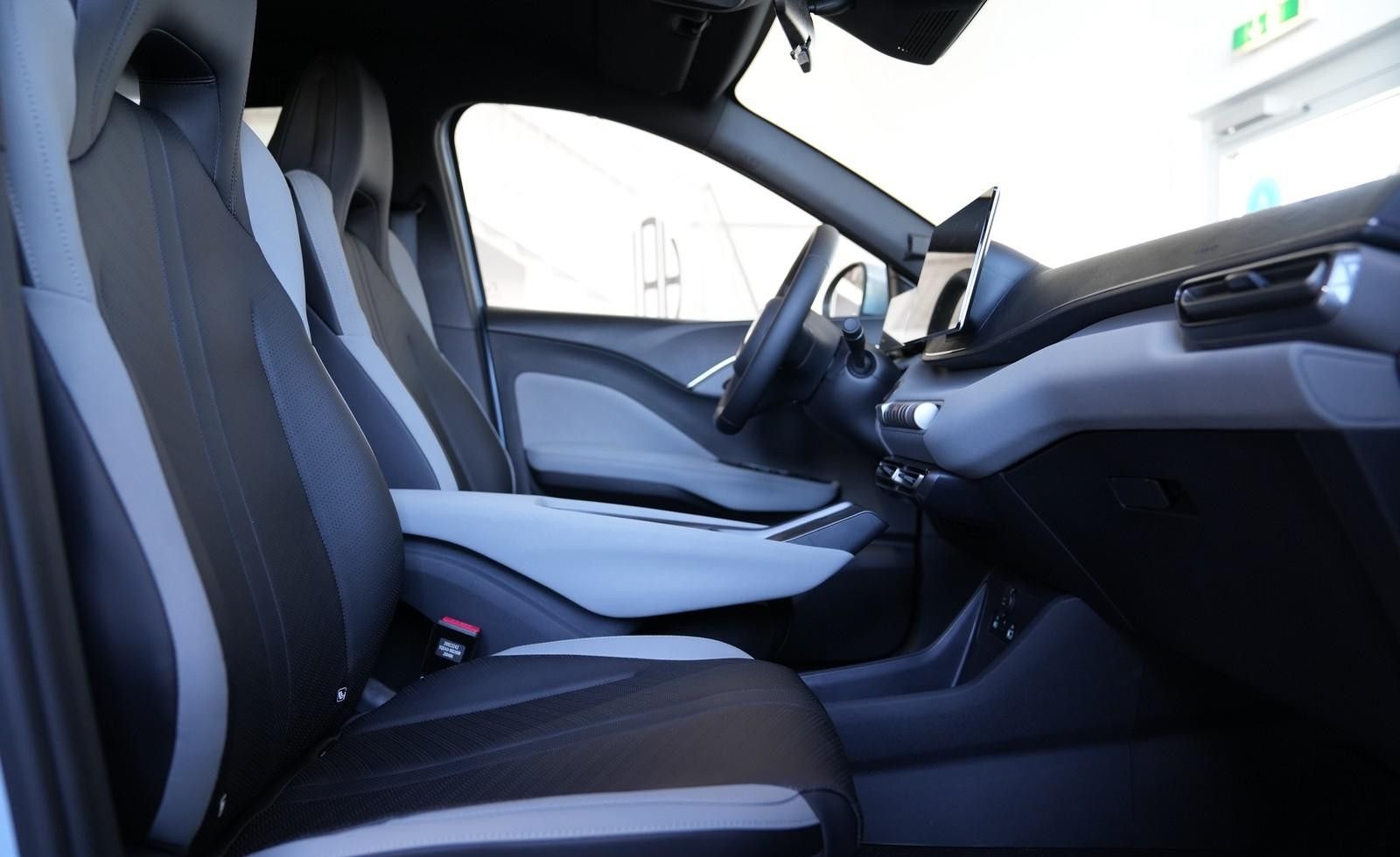 BYD Dolphin Comfort 43KWh Leder NAVI KAMERA 360 foto 12