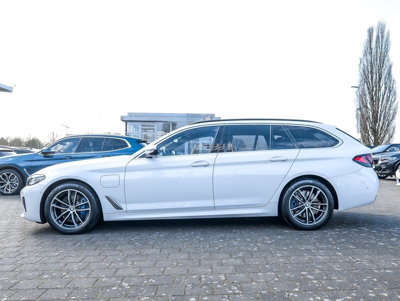BMW 530e xDrive A M Sport HUD ACC RFK NAVI Laser LM foto 10