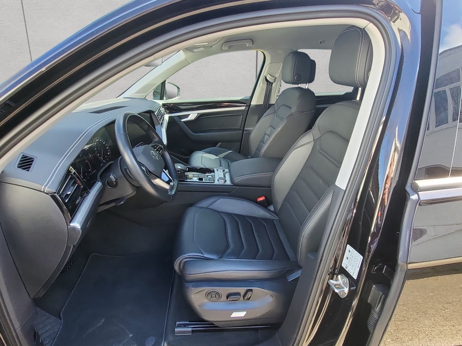 Volkswagen Touareg 3.0 TDI 4Motion Tip. AHK/Kamera/Leder foto 10