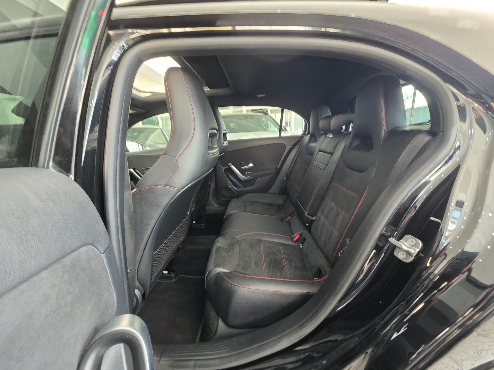 Mercedes-Benz A 200 d*AMG-Line*Panorama*Alcantara* foto 21