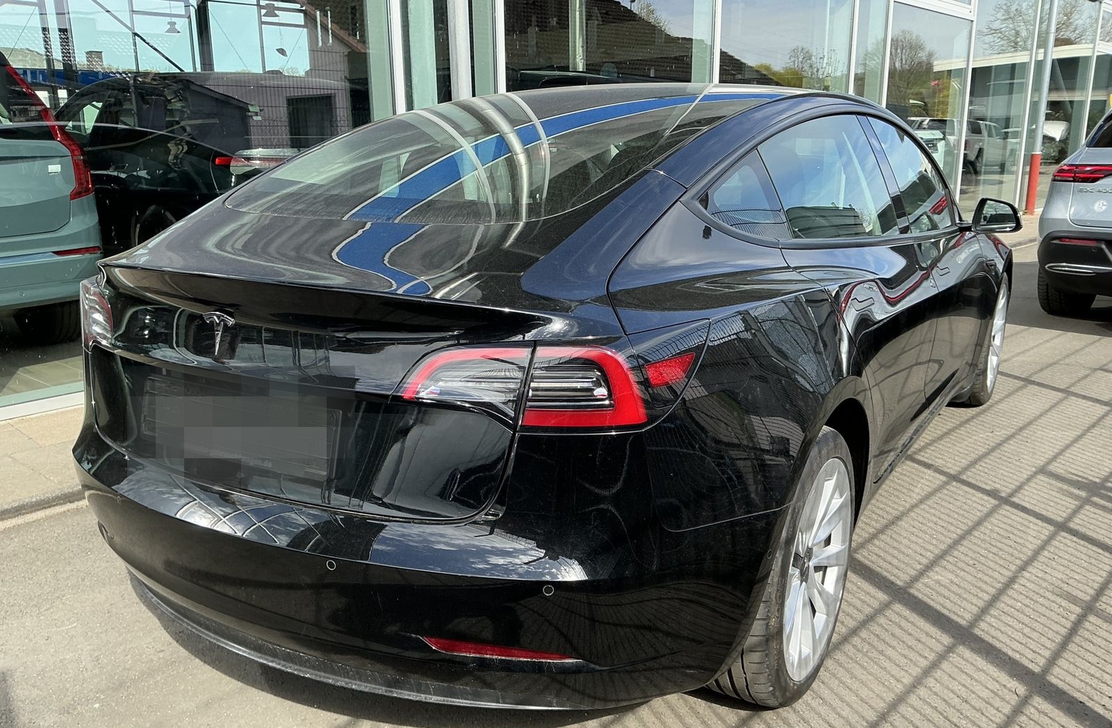 Tesla Model 3 RWD Pano R.Cam Autopilot 60kWh Leder SHZ foto 2
