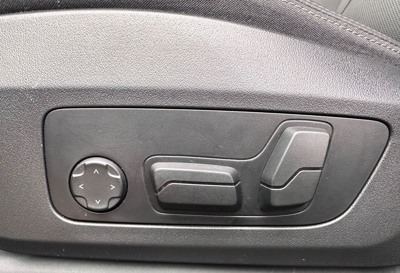 BMW X1 23d xDrive M-Sport Navi ACC Leder AHK Pano 20 foto 11