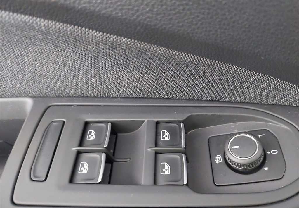 Volkswagen Golf Variant Life 1.0 eTSI DSG Winterpaket Stndh foto 16