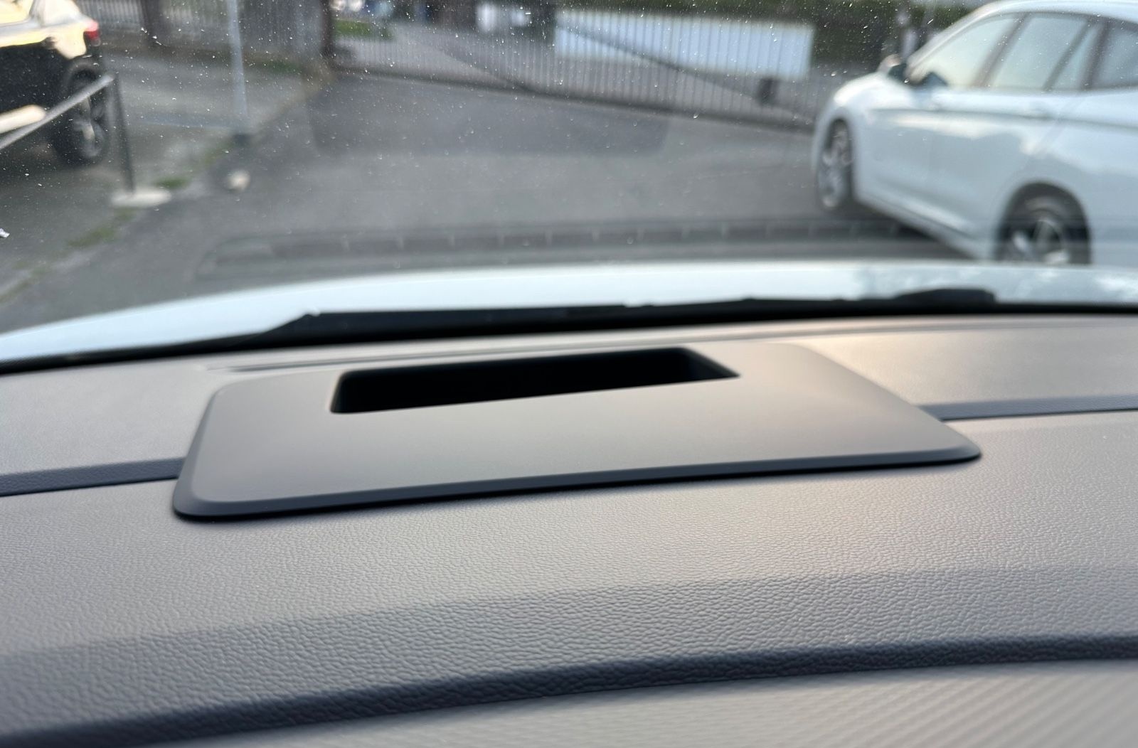 Volkswagen T7 Multivan Life DSG H&K HuD AHK ACC Standhzg. foto 11