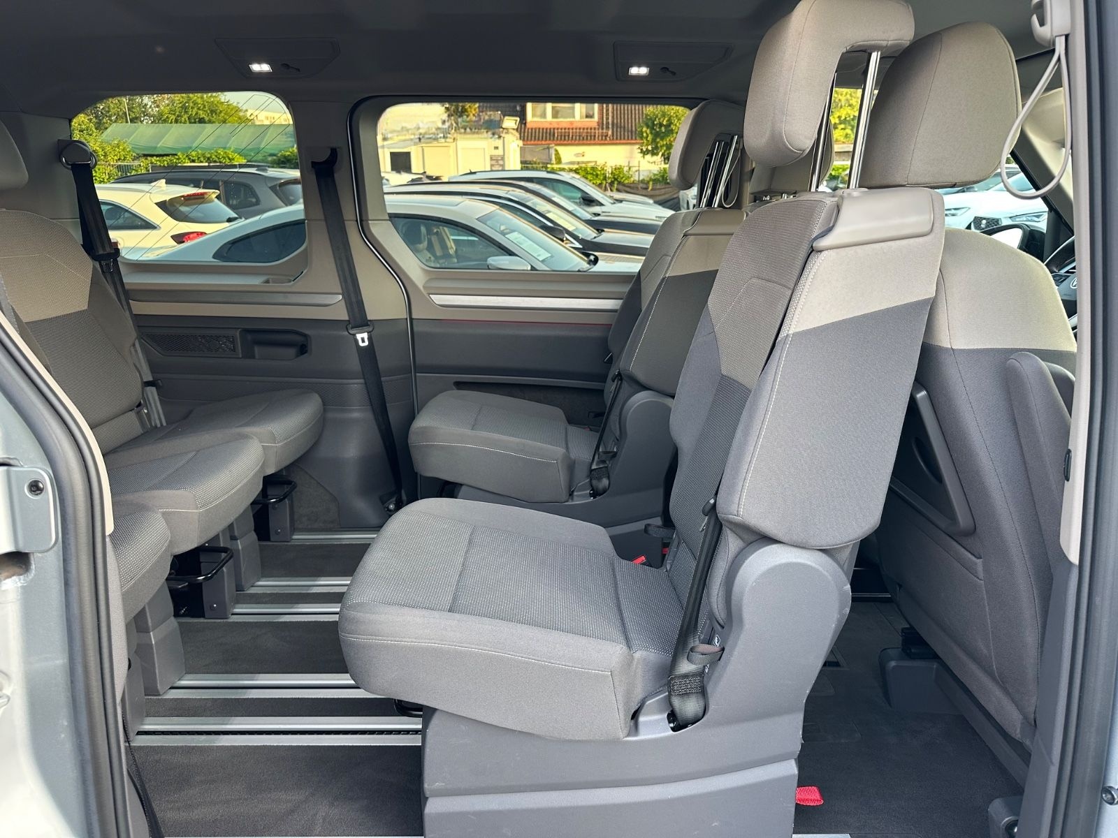 Volkswagen T7 Multivan Life DSG H&K HuD AHK ACC Standhzg. foto 25