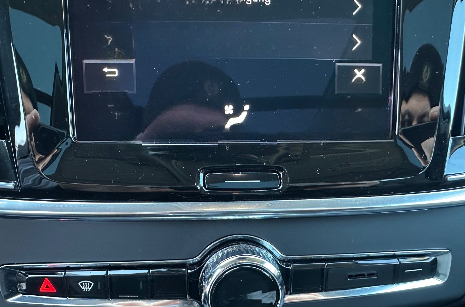 Volvo V90 Kombi Momentum Pro Navi Leder Pano HuD RFK foto 13