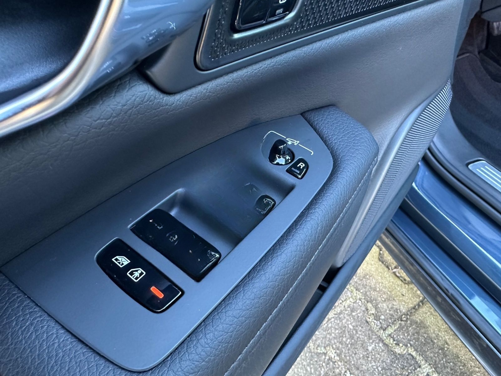 Volvo V90 Kombi Momentum Pro Navi Leder Pano HuD RFK foto 16