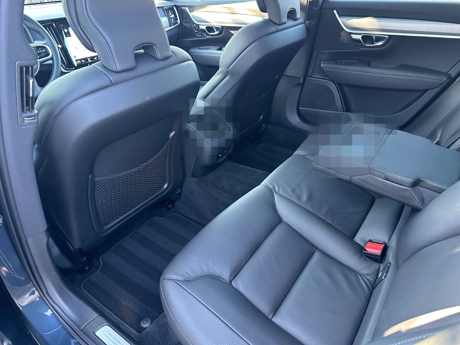 Volvo V90 Kombi Momentum Pro Navi Leder Pano HuD RFK foto 18