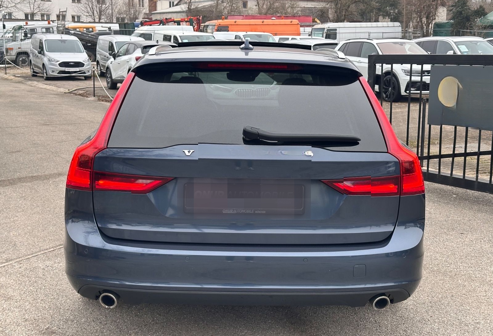 Volvo V90 Kombi Momentum Pro Navi Leder Pano HuD RFK foto 5