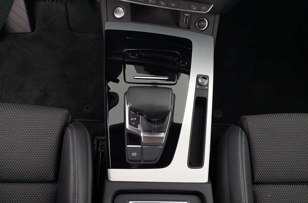 Audi Q5 advanced 50 2.0 TFSI e quattro S-tronic LED foto 16