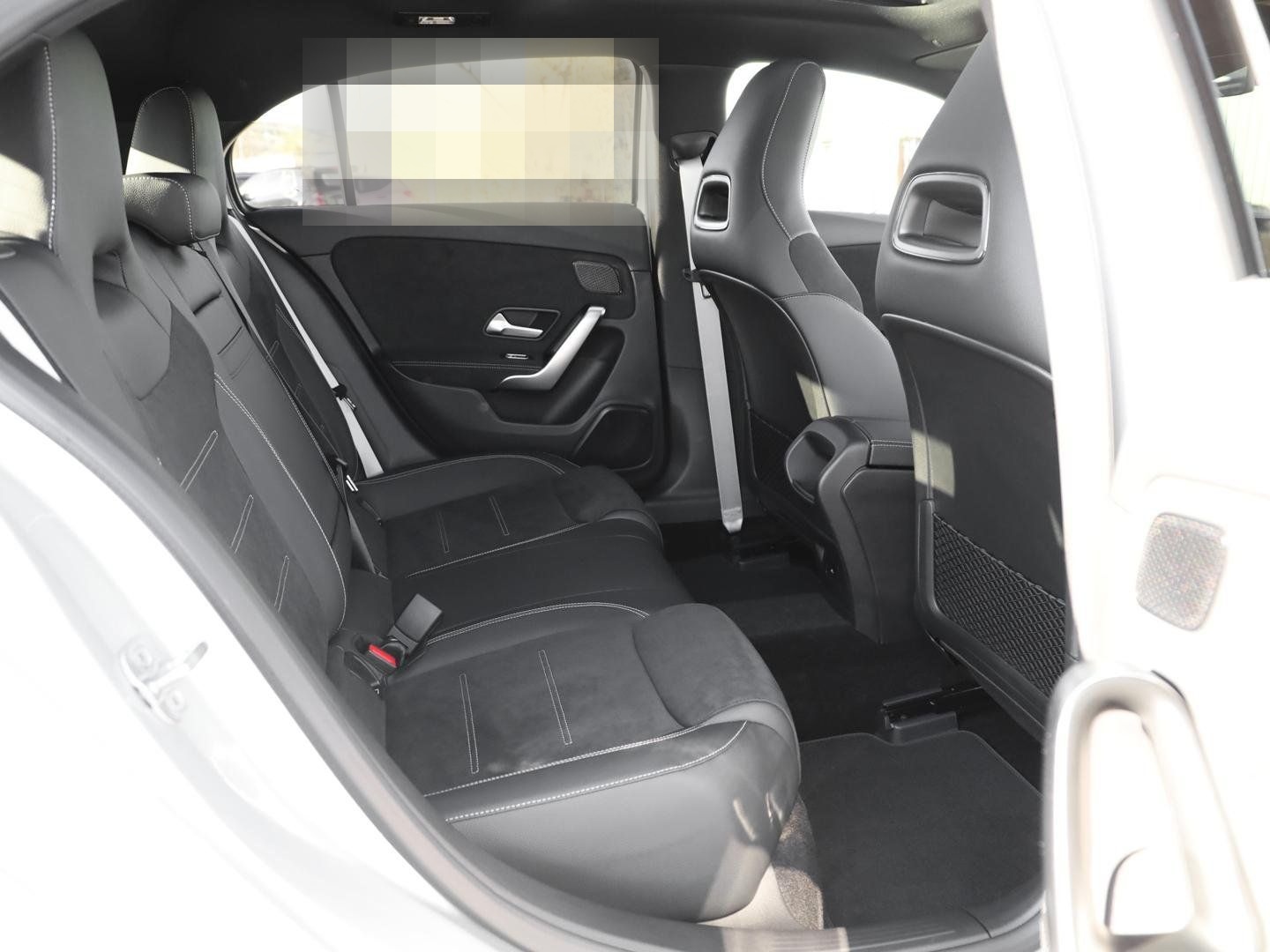 Mercedes-Benz A 200 d AMG Special-Edition Night Pano Ambiente foto 7