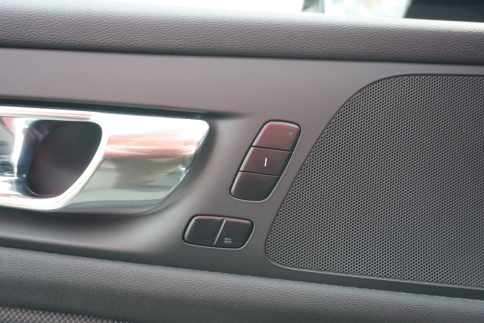 Volvo V60 Kombi 2.0 M-Hybrid R Design AHK DAB LED foto 21