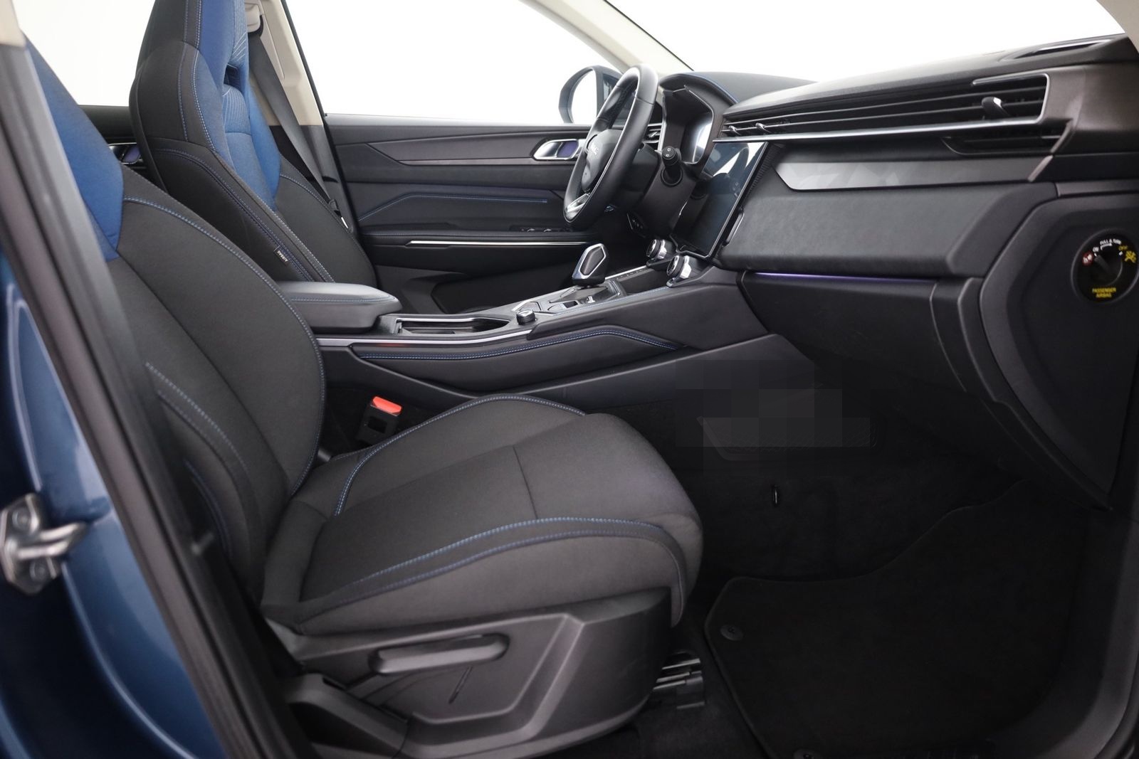 Lynk&Co 01 1.5 TD PHEV Aut. LED ACC 360° Pano foto 23