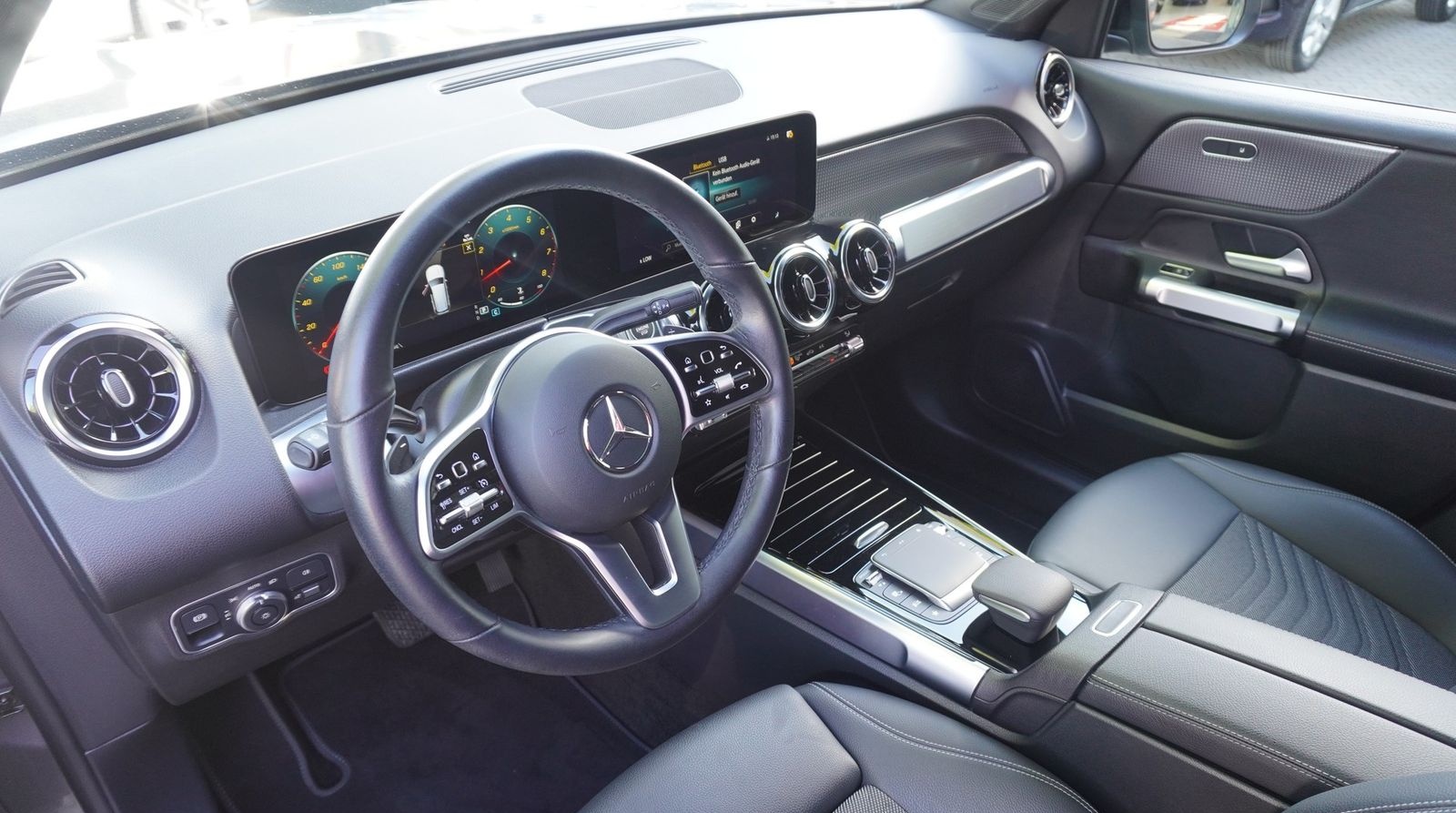 Mercedes-Benz GLB 250 Progressive AHK LED Kamera Navi DAB PDC foto 10